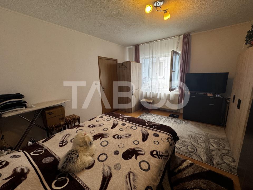 Apartament la casa cu 3 camere si garaj propriu Orasul de Jos Sibiu