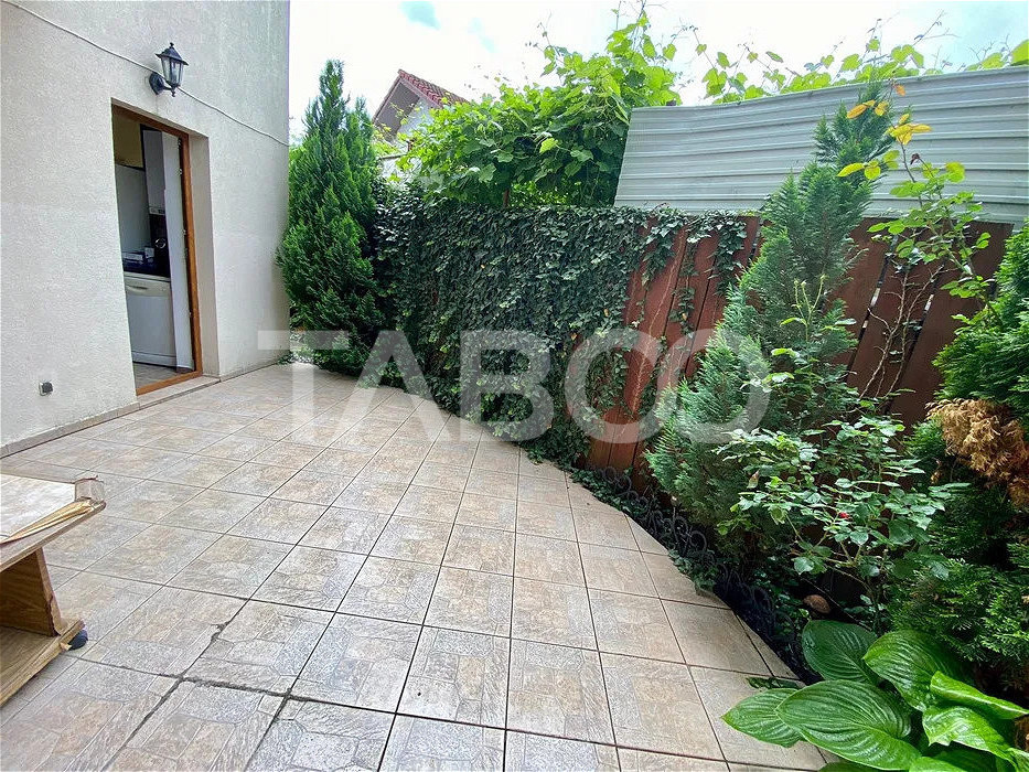 Apartament la casa cu garaj si terasa  - Calea Poplacii Sibiu