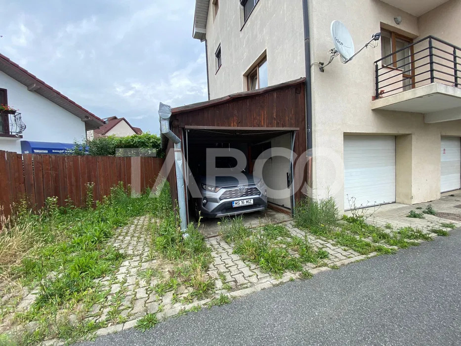Apartament la casa cu garaj si terasa  - Calea Poplacii Sibiu