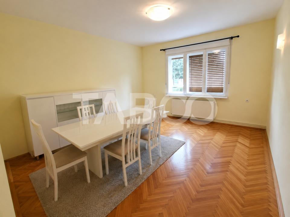 Apartament la casa de inchiriat 3 camere zona Sub Arini din Sibiu
