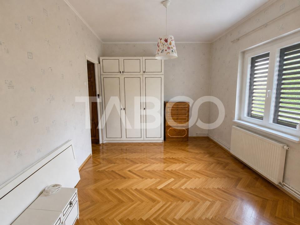 Apartament la casa de inchiriat 3 camere zona Sub Arini din Sibiu