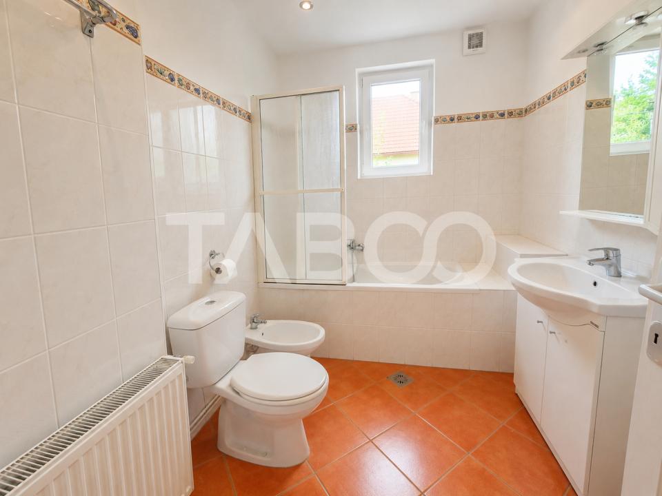 Apartament la casa de inchiriat 3 camere zona Sub Arini din Sibiu