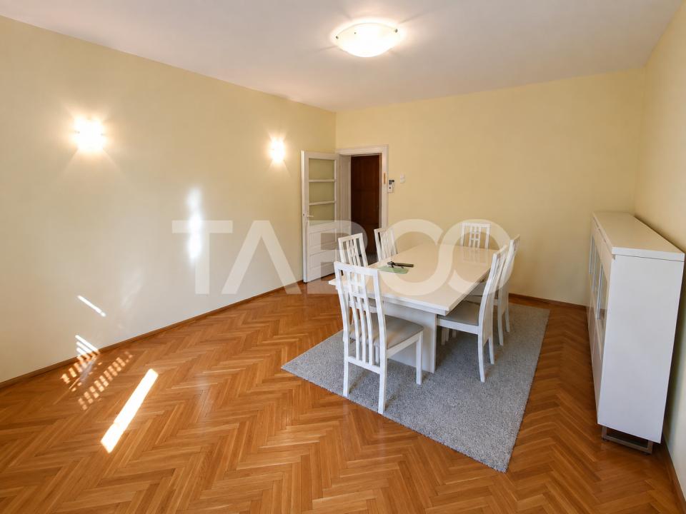 Apartament la casa de inchiriat 3 camere zona Sub Arini din Sibiu