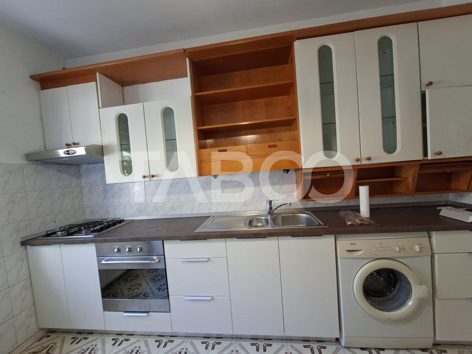 Apartament la casa de inchiriat 3 camere zona Sub Arini din Sibiu