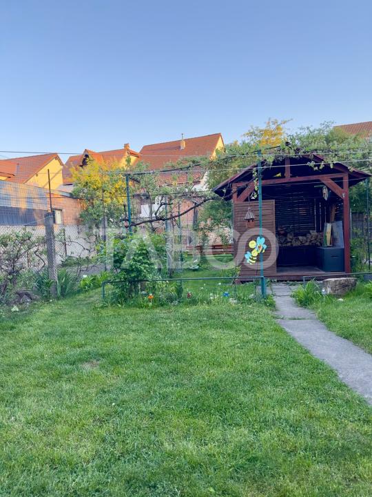 Apartament la casa de vanzare 2 camere - curte comuna cu 3 vecini
