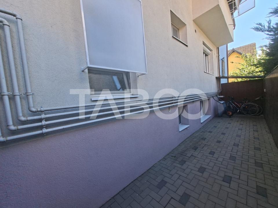 Apartament la casa de vanzare langa Sub Arini- 3 camere si gradina