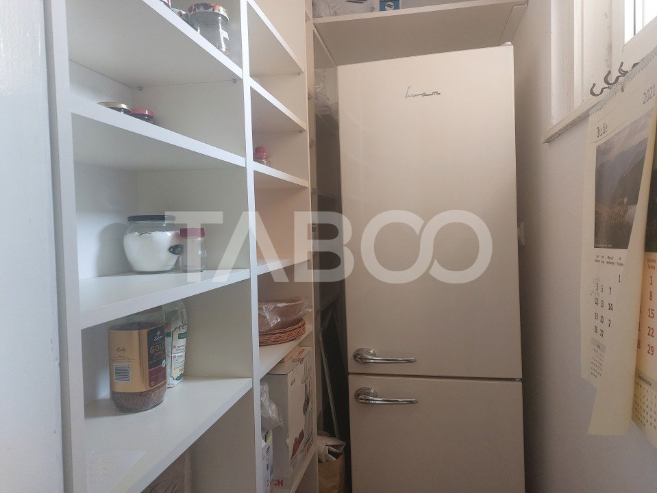 Apartament la casa spatios 2 camere etaj 1 zona Calea Dumbravii