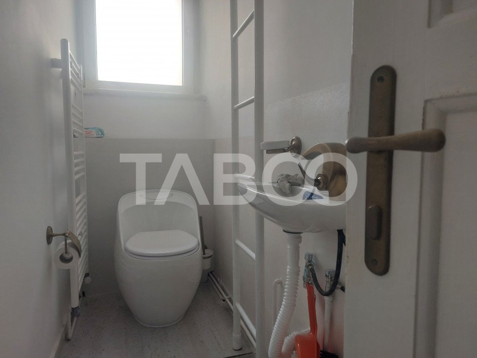 Apartament la casa spatios 2 camere etaj 1 zona Calea Dumbravii