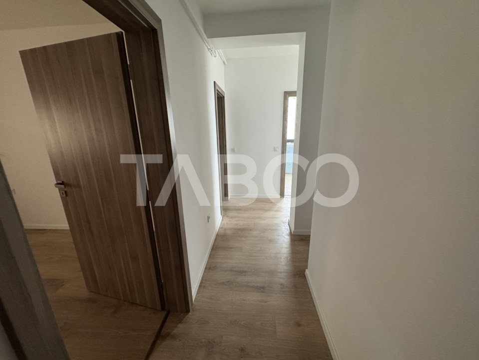 Apartament la cheie cu 4 camere 3 bai 102 mpu balcon de 15 mp 