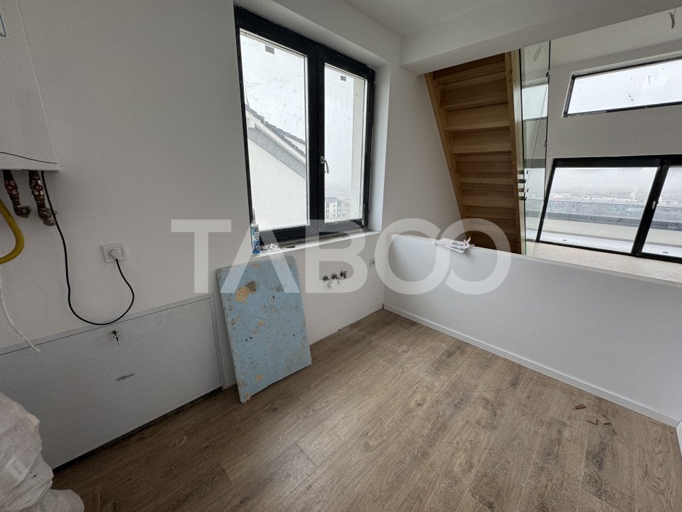 Apartament la cheie cu 4 camere 3 bai 102 mpu balcon de 15 mp 