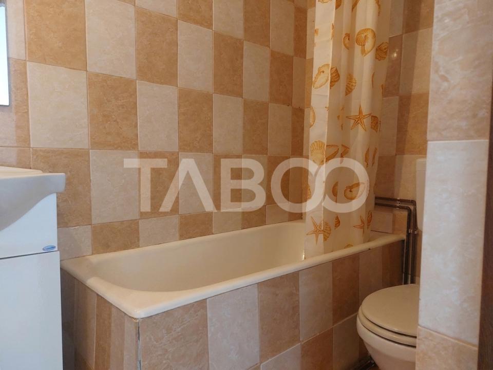Apartament la curte 35mp 2 camere pivnita gradina str Magurii Cisnadie