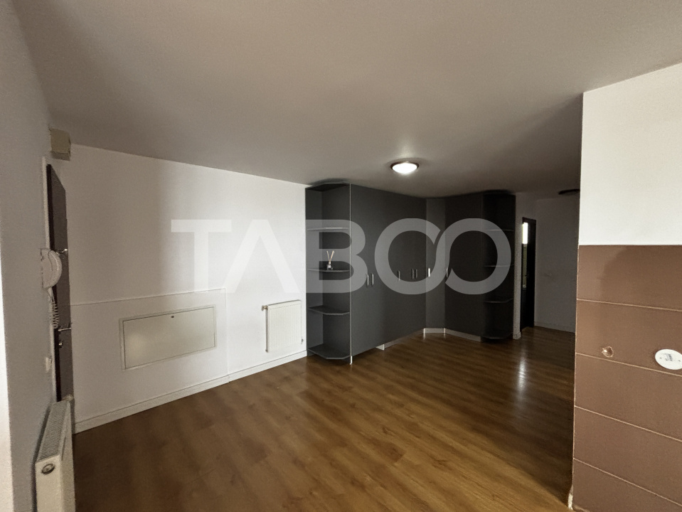 Apartament la prima afisare 82 mp 3 camere doua balcoane Zona Rahovei