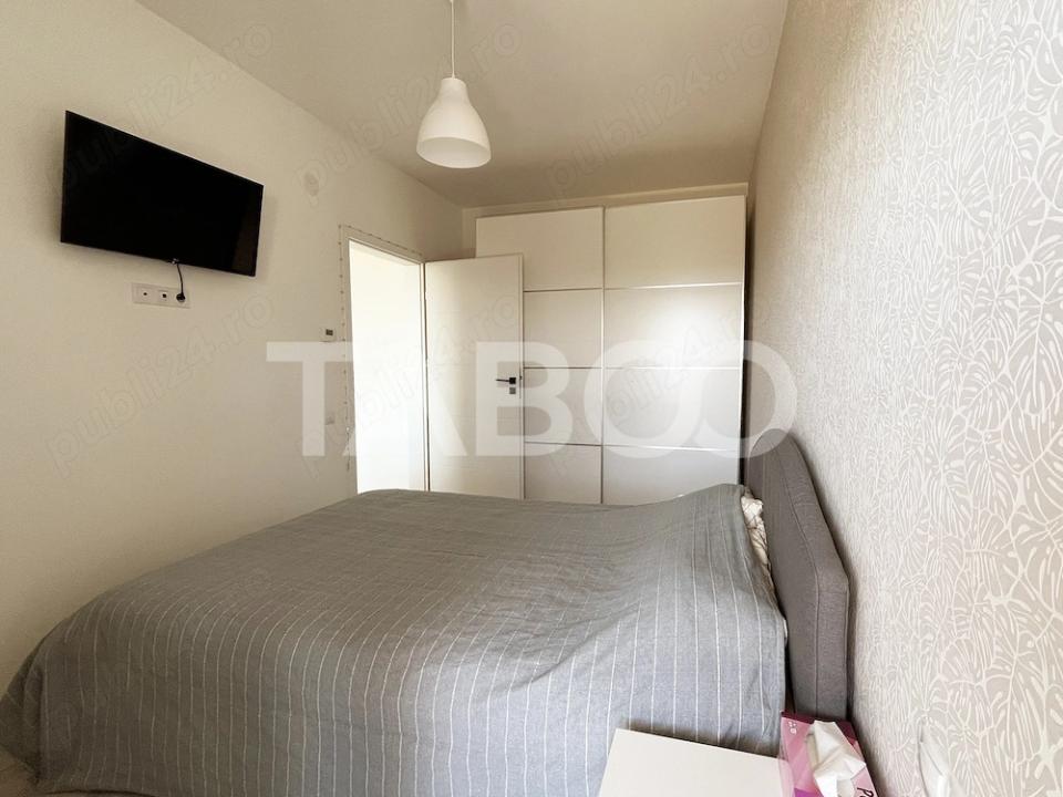 Apartament la prima inchiriere 2 camere balcon parcare si lift Sibiu
