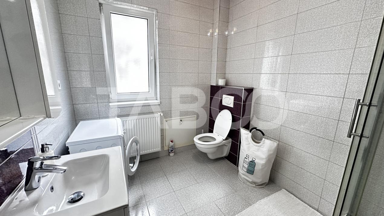 Apartament la vila 2 camere utilate mobilate parcare zona Sub Arini