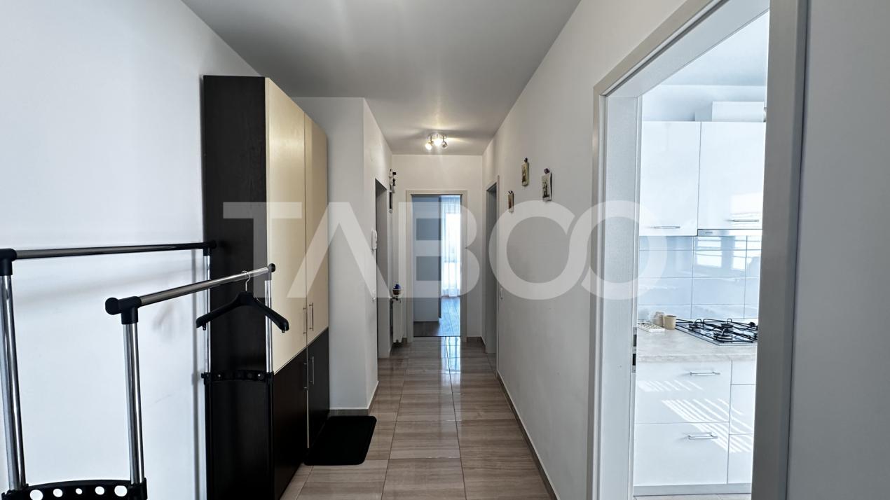 Apartament la vila 2 camere utilate mobilate parcare zona Sub Arini