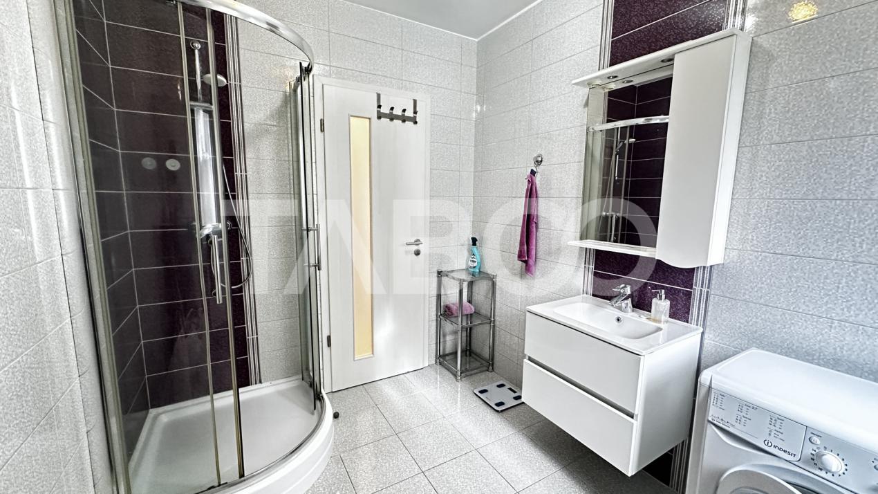 Apartament la vila 2 camere utilate mobilate parcare zona Sub Arini