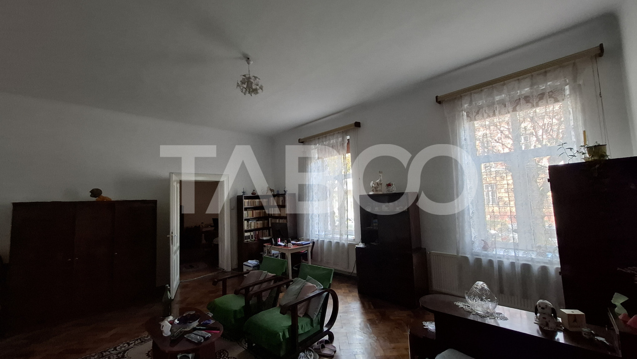 Apartament la vila 4 camere de vanzare 113 mp zona Ultracentral Sibiu