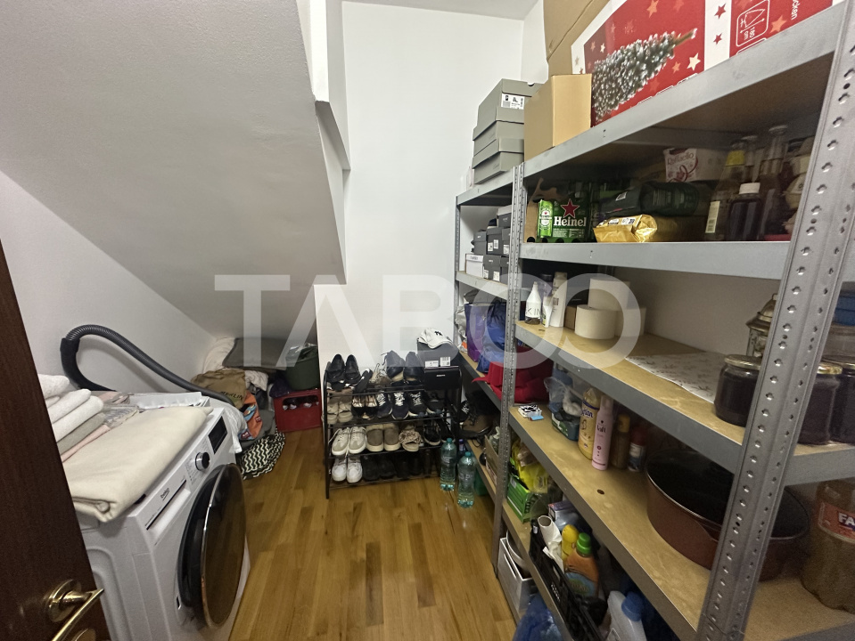 Apartament la vila cu 4 camere si 3 locuri de parcare Turnisor