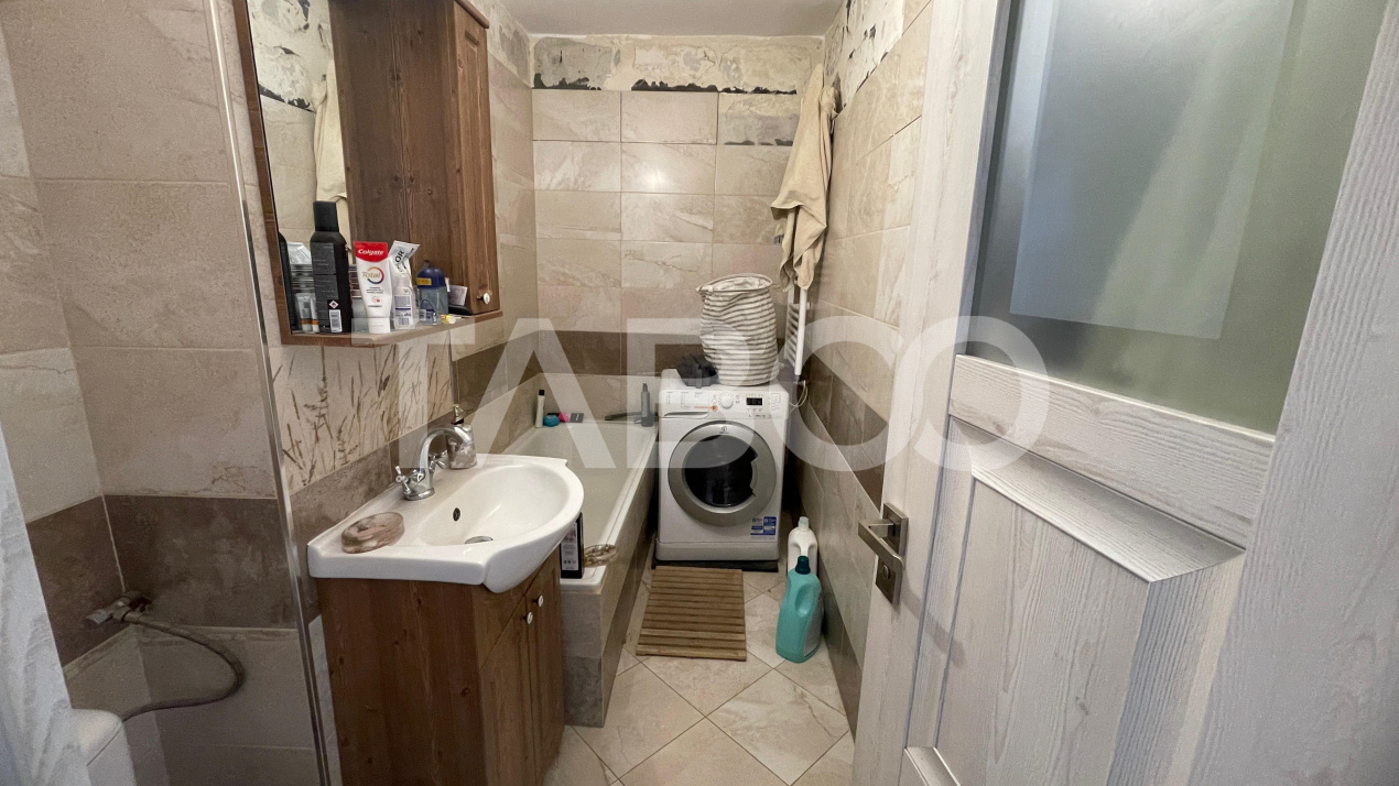 Apartament luminos 3 camere de vanzare Terezian cu vedere spre munti