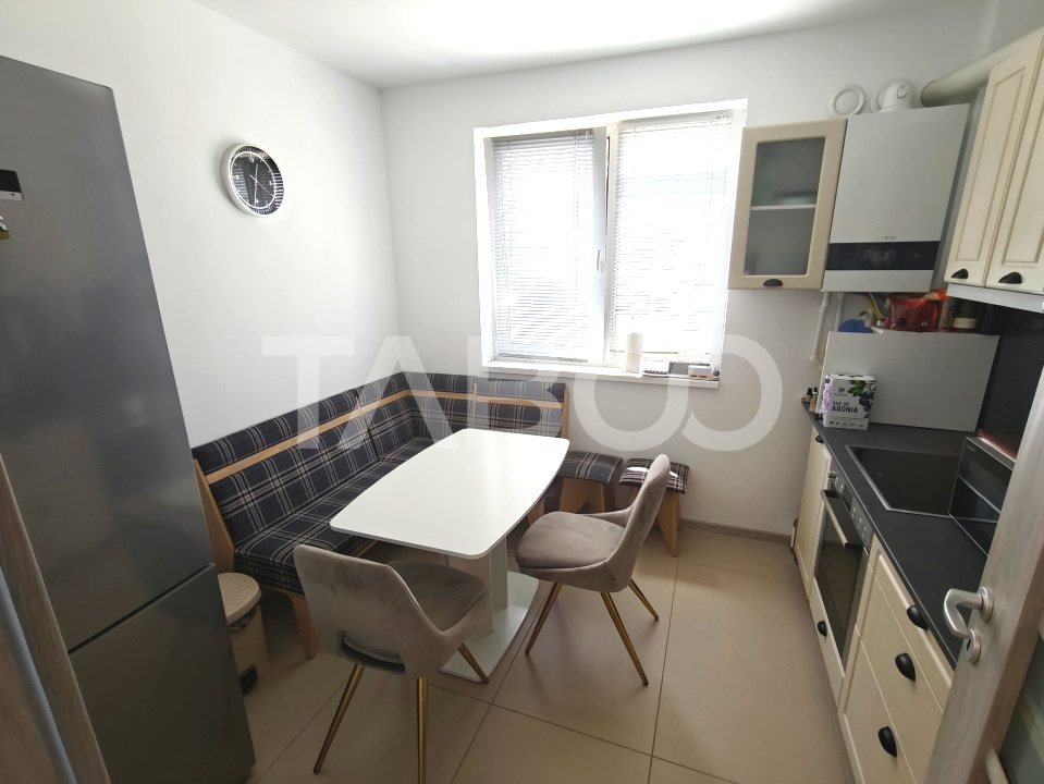 Apartament mobilat si utiliat cu 3 camere 2 bai - 73 mp - comision 0