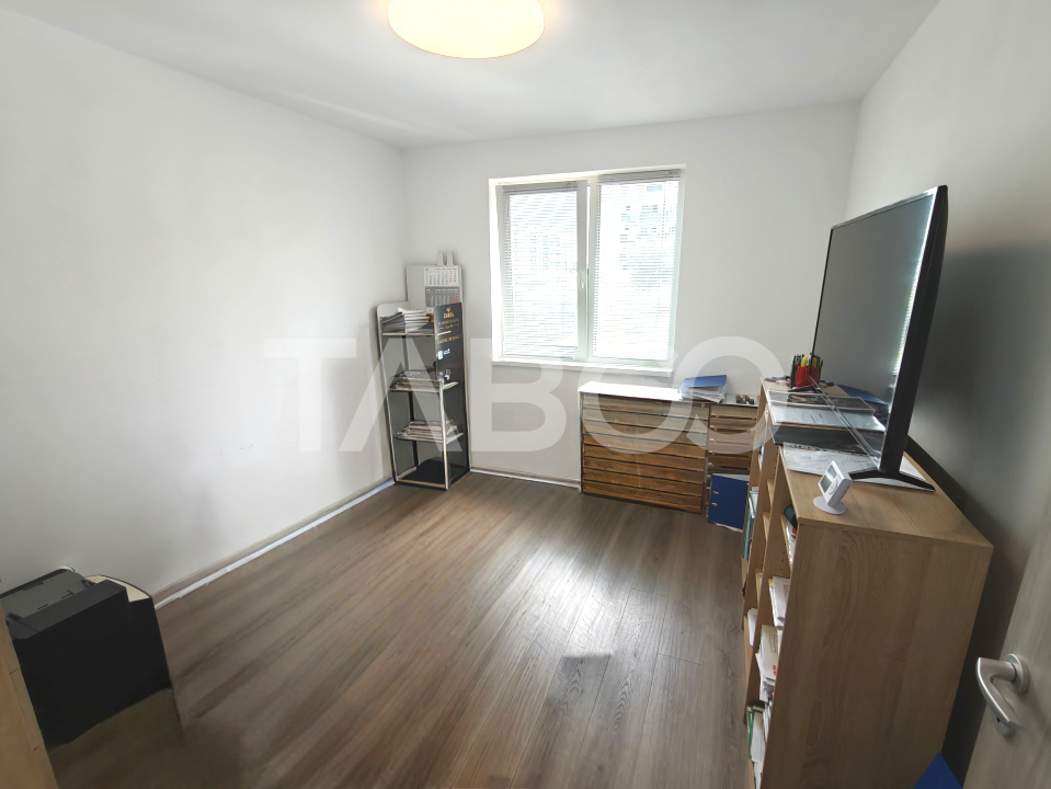 Apartament mobilat si utiliat cu 3 camere 2 bai - 73 mp - comision 0