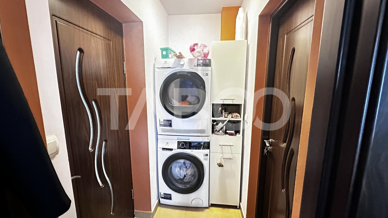 Apartament mobilat utilat 2 camere 2 locuri de parcare Calea Cisnadiei