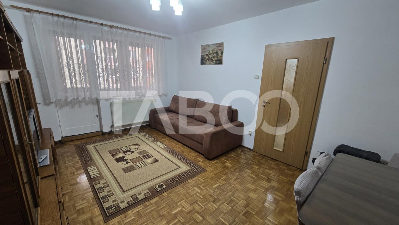 Apartament mobilat utilat 2 camere 55 mpu balcon zona Mihai Viteazul