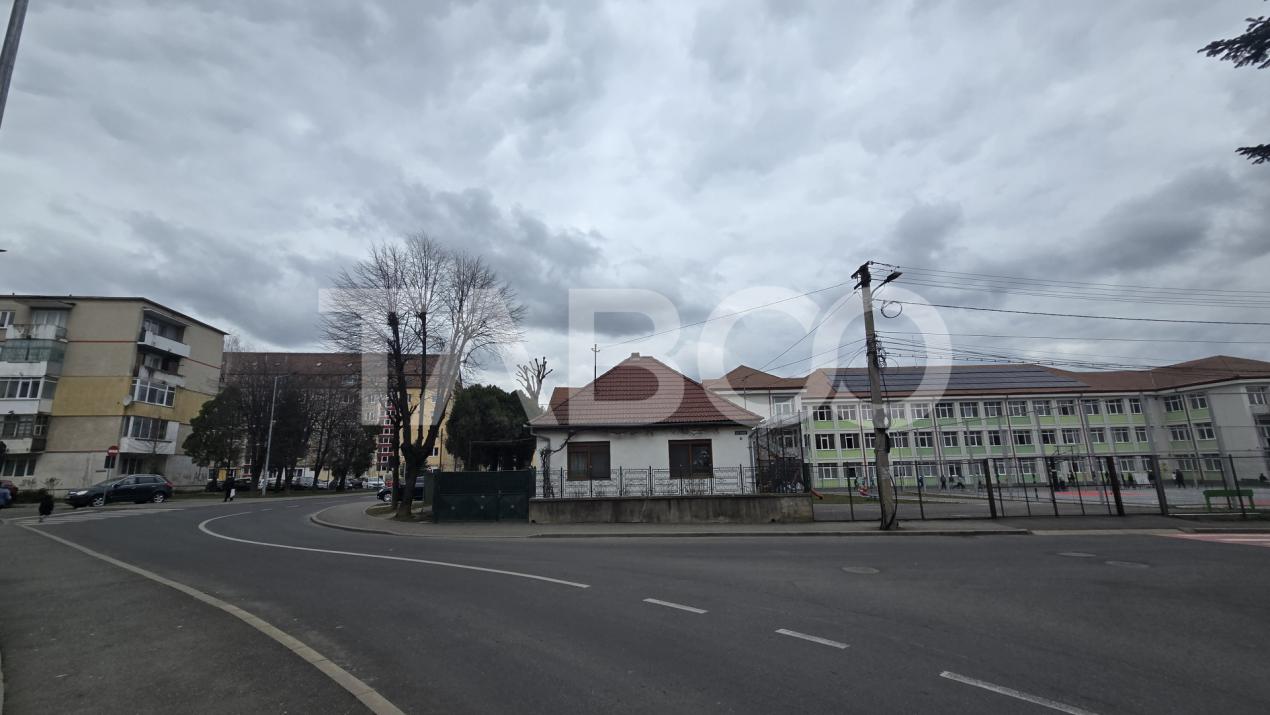 Apartament mobilat utilat 2 camere 55 mpu balcon zona Mihai Viteazul