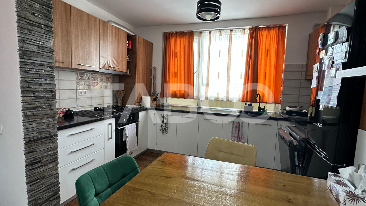 Apartament mobilat utilat  3 camere decomandat zona Arhitectilor Sibiu