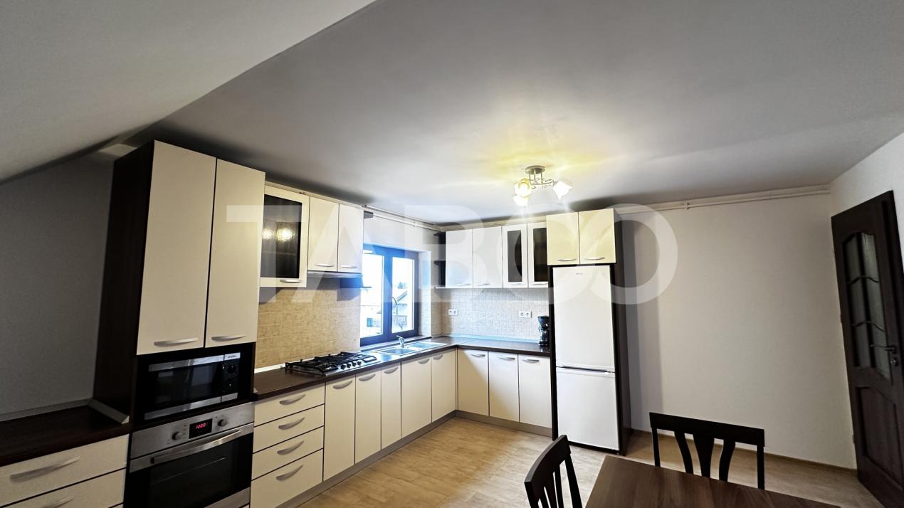 Apartament mobilat utilat 3 camere dressing loc parcare Mihai Viteazul