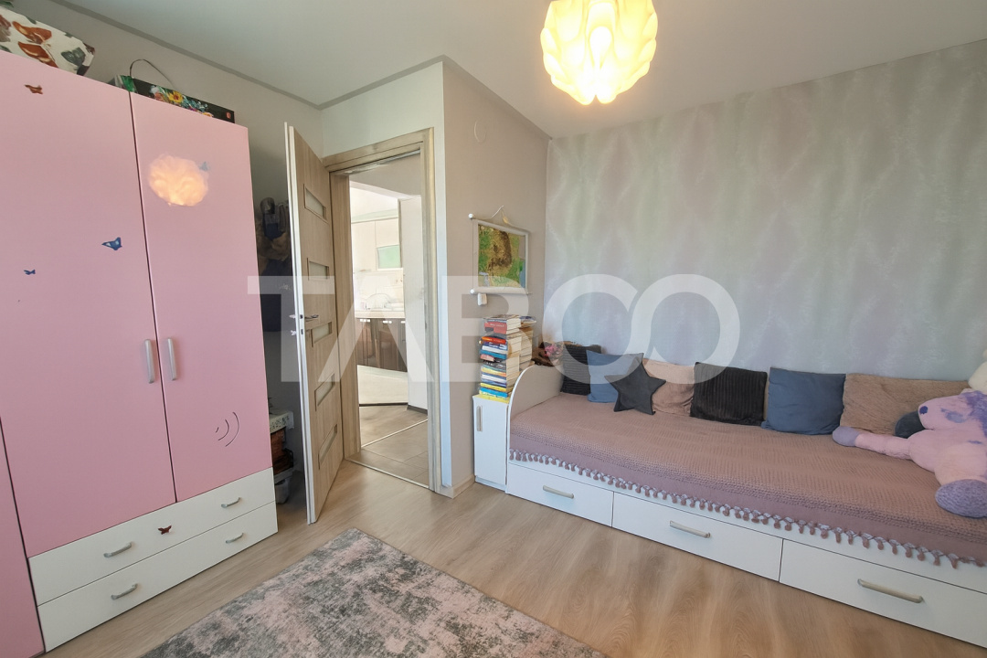 Apartament mobilat utilat 63 mpu 3 camere 2 balcoane Selimbar Sibiu