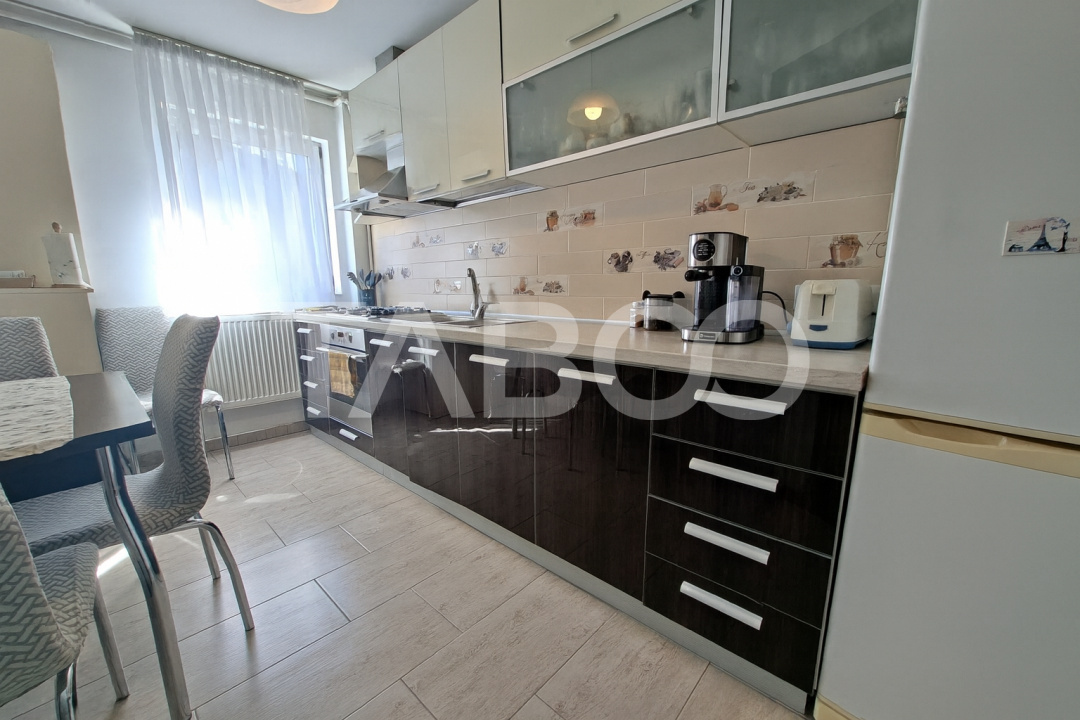 Apartament mobilat utilat 63 mpu 3 camere 2 balcoane Selimbar Sibiu