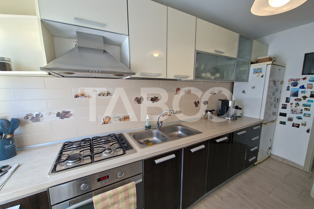 Apartament mobilat utilat 63 mpu 3 camere 2 balcoane Selimbar Sibiu