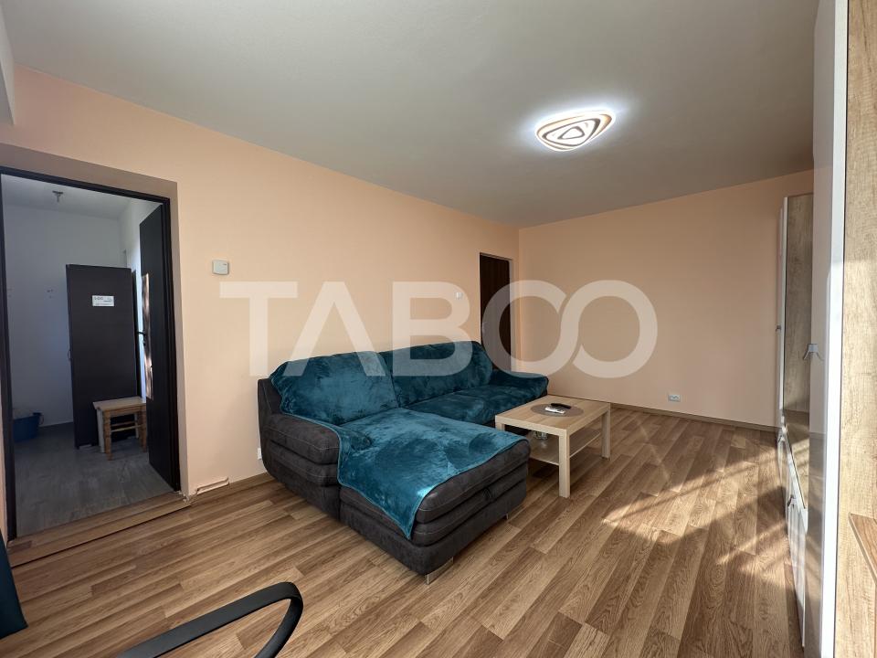 Apartament mobilat utilat de inchiriat 2 camere si balcon Vasile Aaron