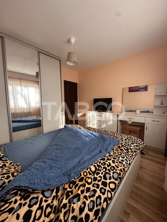 Apartament mobilat utilat de inchiriat 2 camere si balcon Vasile Aaron