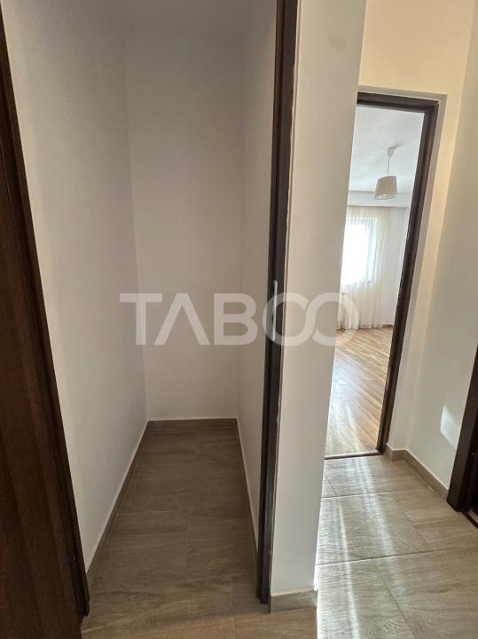 Apartament mobilat utilat de inchiriat 2 camere si balcon Vasile Aaron