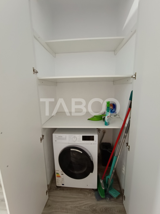 Apartament modern 3 camere 2 bai parcare inclusa zona Turnisor 