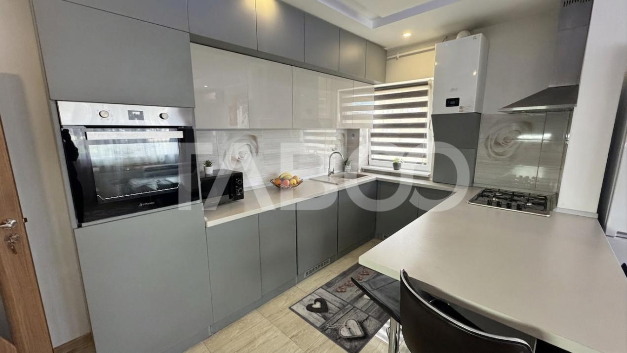 Apartament modern 3 camere 2 balcoane DECOMANDAT 63mpu BRANA SELIMBAR