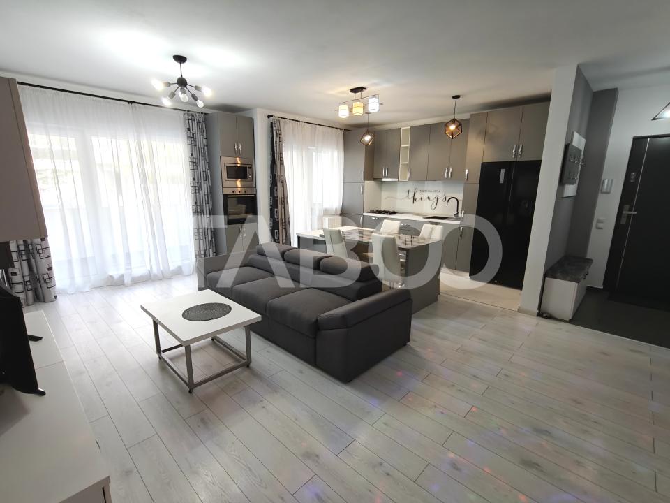 Apartament modern 3 camere - mobilat si utilat - balcon si parcare