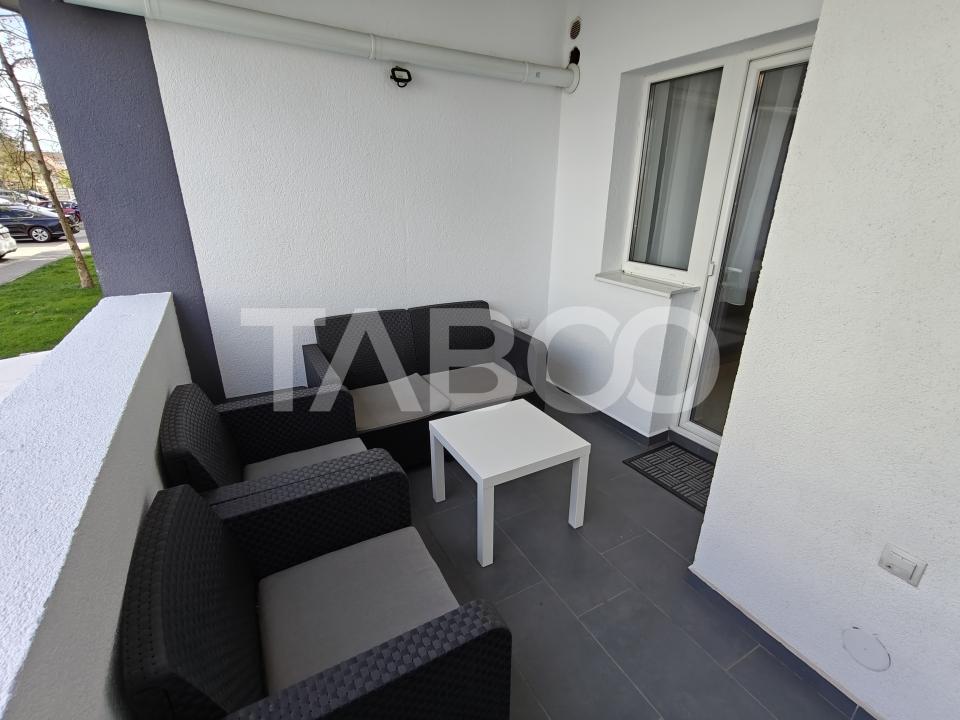 Apartament modern 3 camere - mobilat si utilat - balcon si parcare