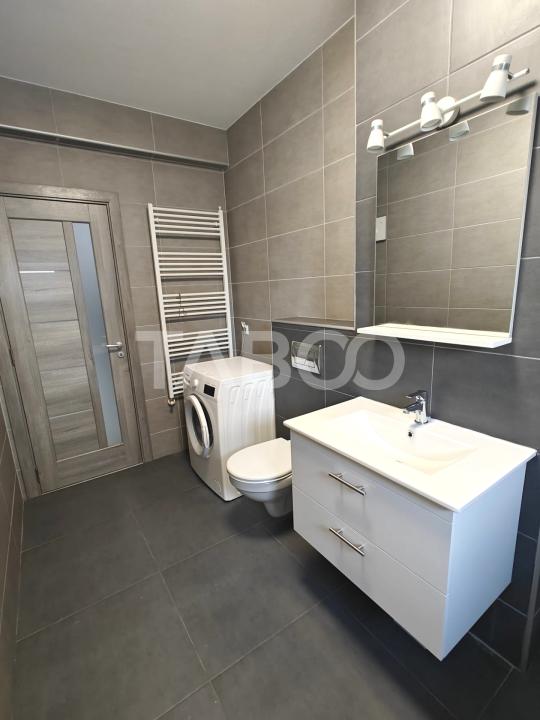 Apartament modern 3 camere - mobilat si utilat - balcon si parcare