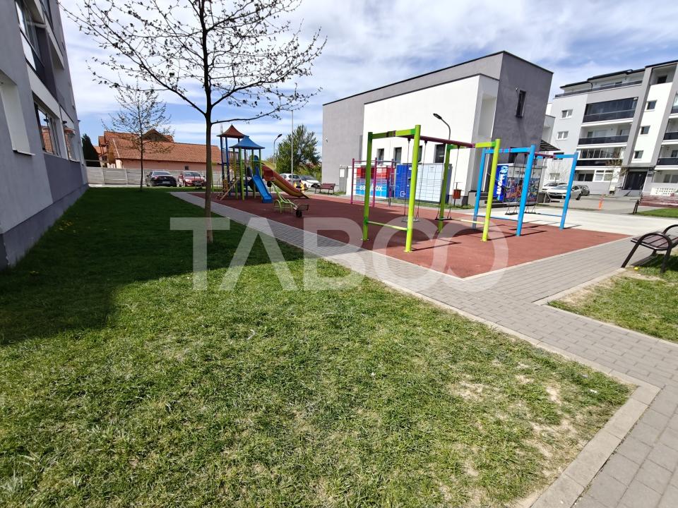 Apartament modern 3 camere - mobilat si utilat - balcon si parcare