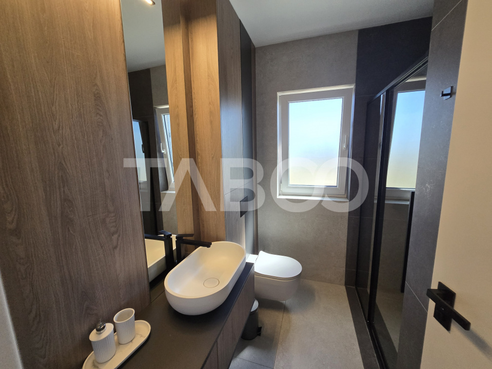 Apartament modern 4 camere 72 mpu bloc cu lift zona Doamna Stanca