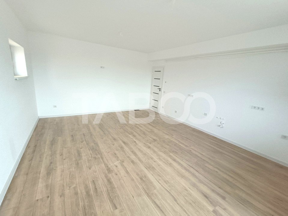 Apartament modern cu 3 camere 2 balcoane si parcare - bloc cu lift