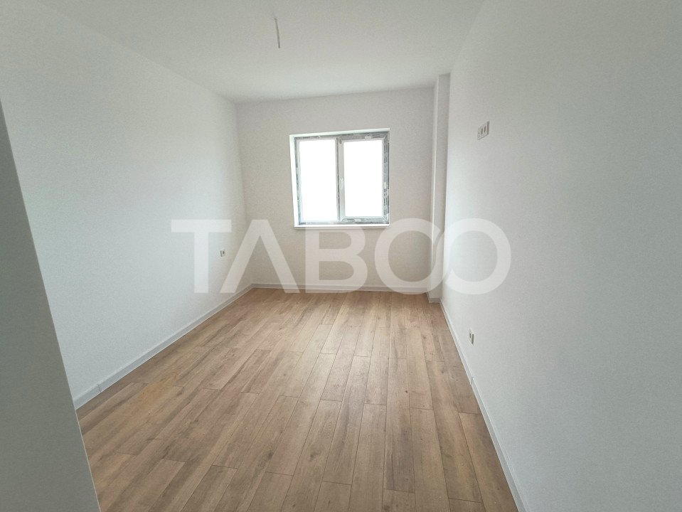 Apartament modern cu 3 camere 2 balcoane si parcare - bloc cu lift
