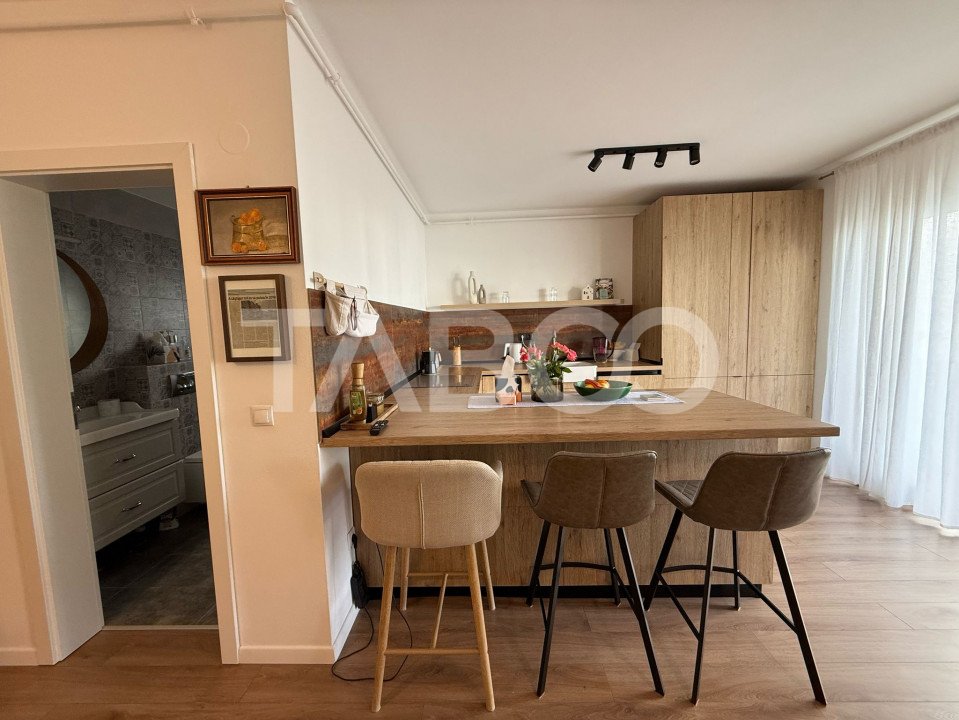 Apartament modern cu 3 camere 71 mpu + curte 110 mpu loc de parcare