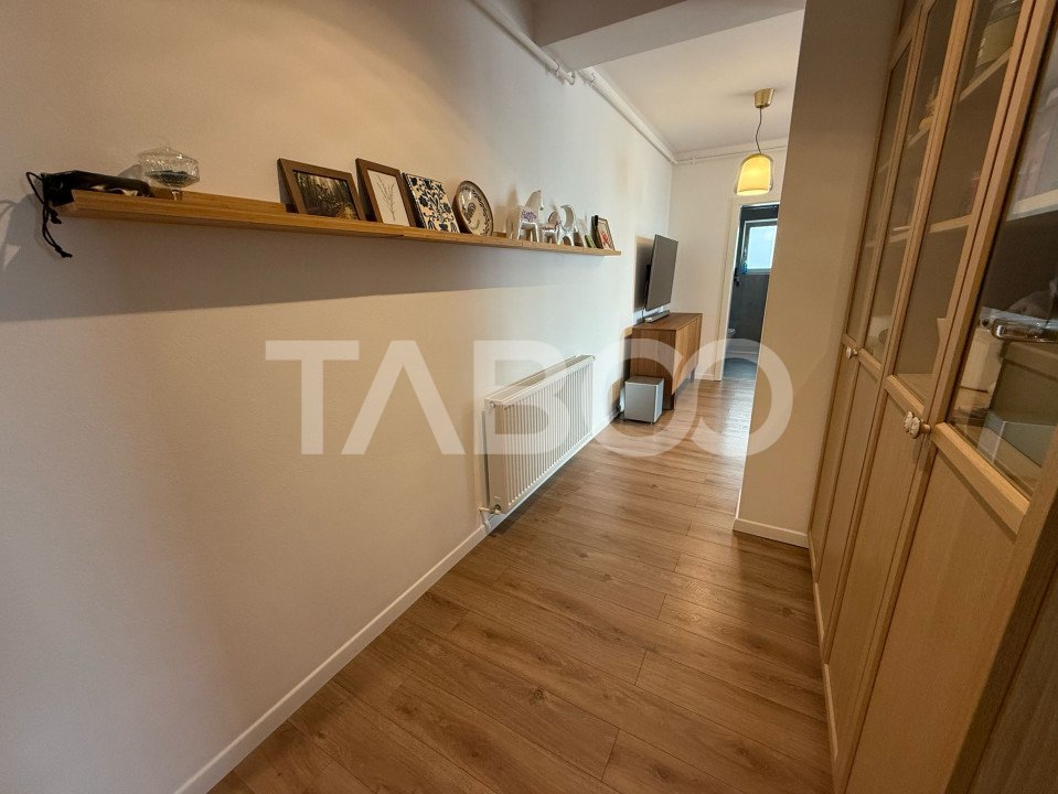 Apartament modern cu 3 camere 71 mpu + curte 110 mpu loc de parcare