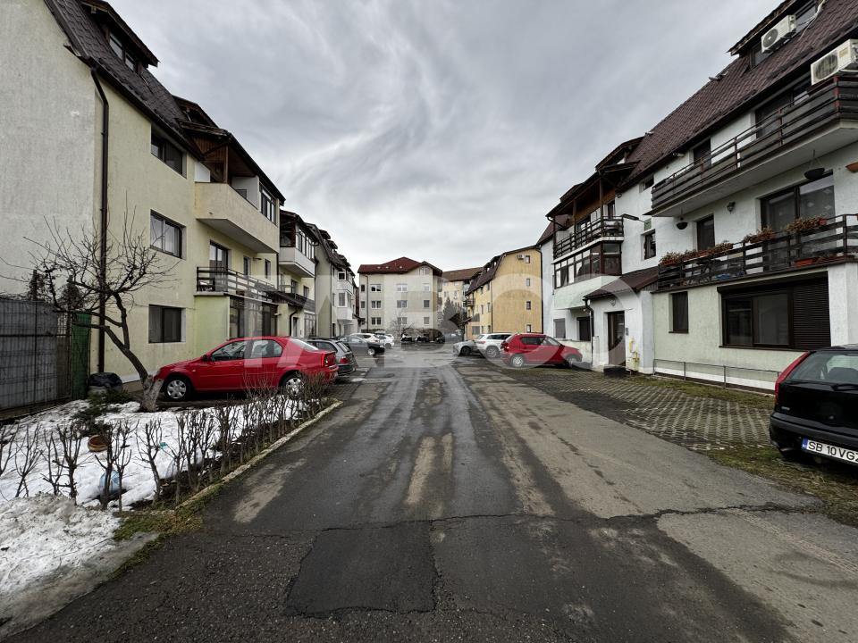 Apartament modern cu 3 camere 75 mpu loc parcare Turnisor Sibiu