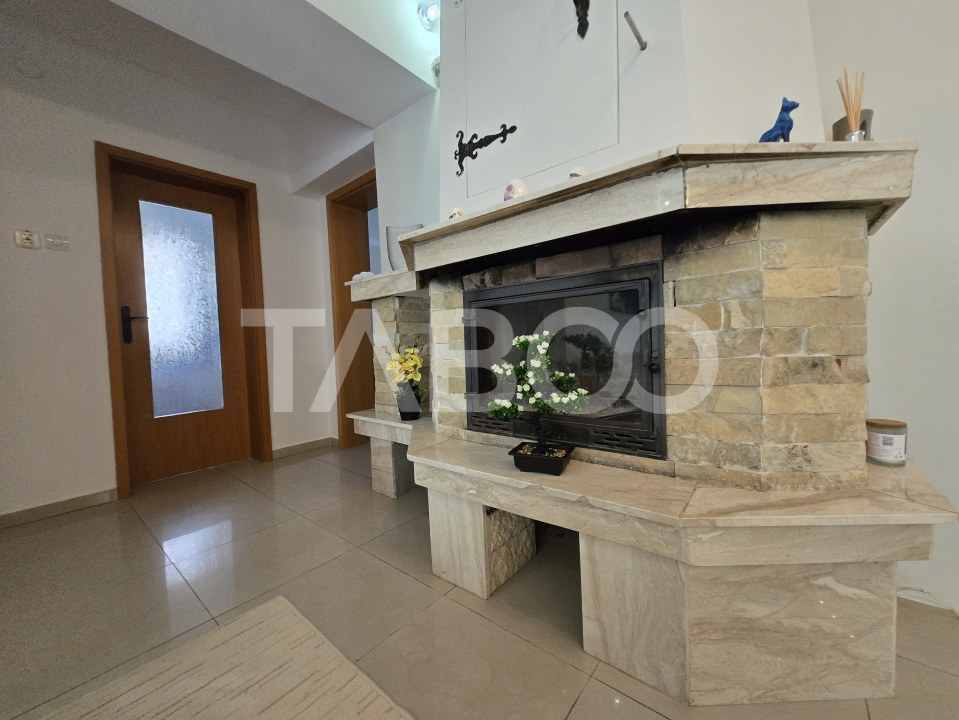Apartament modern cu 4 camere de inchiriat 125 mp zona Tilisca Sibiu