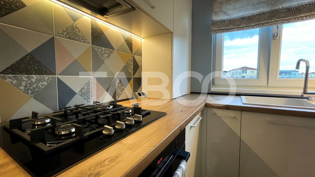 Apartament modern de inchiriat 2 camere etaj 2 balcon Piata Noua 